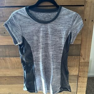 Lululemon workout top